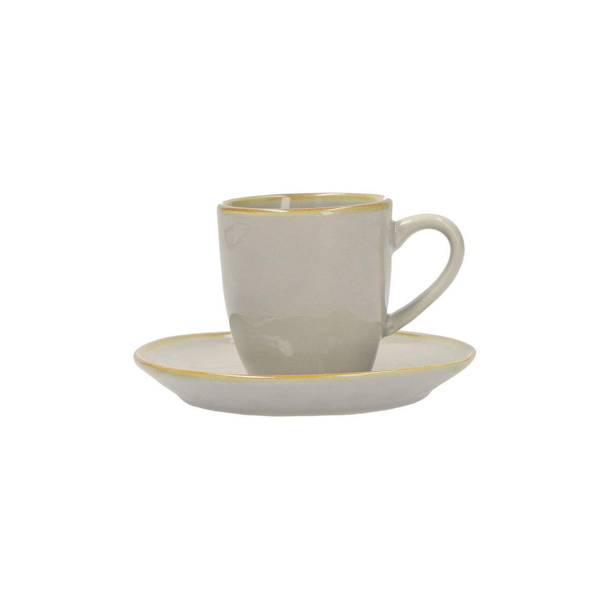 Tazzina caffè con piattino di colore grigio perla della linea Concerto.  L’apparecchiatura è bellissima tono su tono o nei diversi abbinamenti di colore. Materiale: Stoneware Capacità: 90 cc Lavabile in lavastoviglie. Utilizzabile in microonde. Non Utilizzabile in forno tradizionale. In negozio e online su tuttochic.live