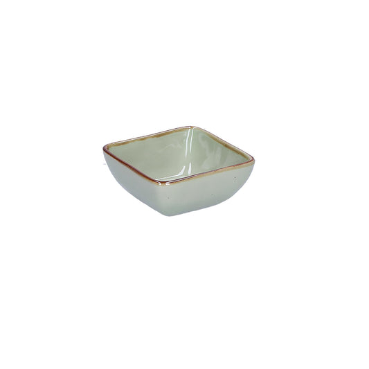 Ciotolina quadrata di colore tè verde della linea Concerto. L’apparecchiatura è bellissima tono su tono o nei diversi abbinamenti di colore. Materiale: Stoneware Dimensioni: cm 8x8xh3,5. Lavabile in lavastoviglie. Utilizzabile in microonde. Non Utilizzabile in forno tradizionale. In negozio e online su tuttochic.live