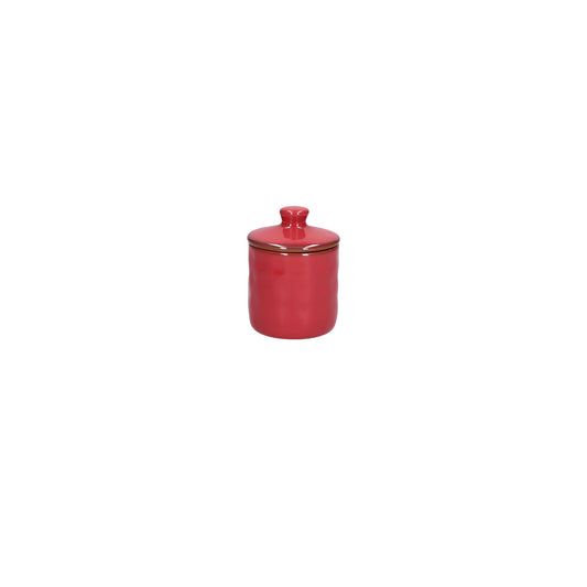 Contenitore barattolo in gres porcellanato di colore rosso corallo. Dimensioni e capacità: 200 ml Concerto, con le sue tonalità iconiche e forme materiche, arriva anche in cucina grazie alla nuova collezione di Barattoli. Oggetti funzionali dal sapore contemporaneo. In negozio e online su tuttochic.live 