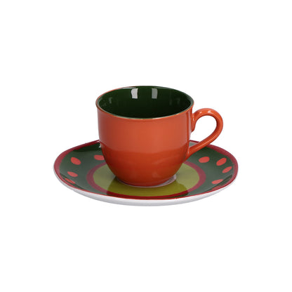 Set di 6 tazzine da caffè verde con piattino in porcellana decorata. Capacità: cc 100 Cozy Cottage Rendere l’ordinario straordinario: la tavola con lo stile allegro e i colori di Cozy Cottage diventa una festa. Lavabile in lavastoviglie Utilizzabile in forno a microonde. In negozio e online su tuttochic.live