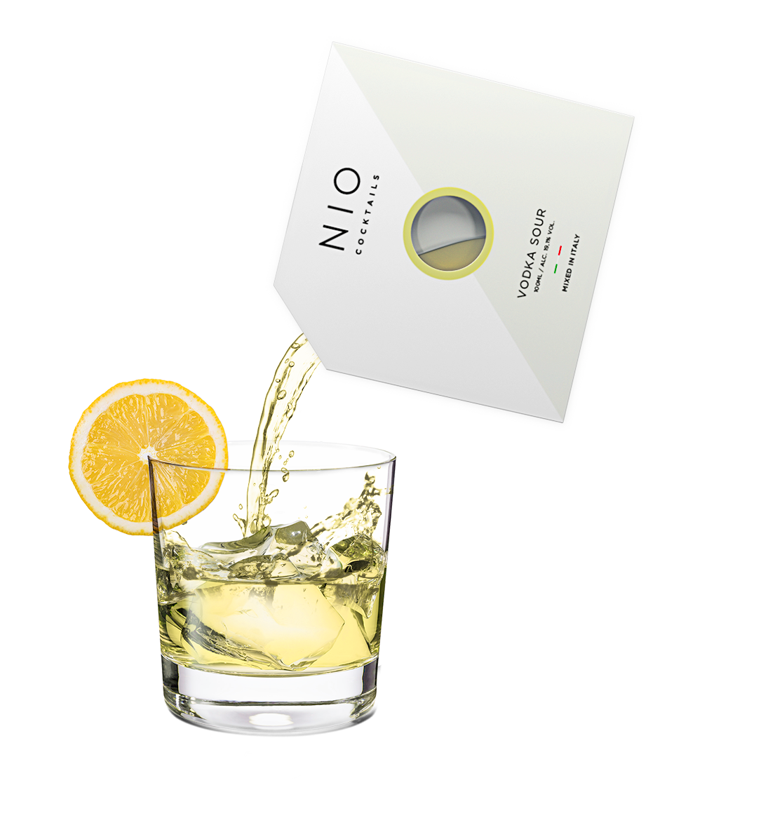 Cocktail Vodka Sour Una miscela rinfrescante di lime piccante, sciroppo di zucchero e Ketel One Vodka. I cocktail NIO sono creati su ricetta di Patrick Pistolesi, miscelati artigianalmente in Italia con i migliori spirit al mondo e confezionati in packaging 100% riciclabile. In negozio e online su tuttochic.live