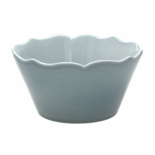 Set di 6 coppette in ceramica do colore azzurro. Dimensioni: diametro cm 14 x 7 h Utilizzabile in lavastoviglie e microonde. In negozio e online su tuttochic.live