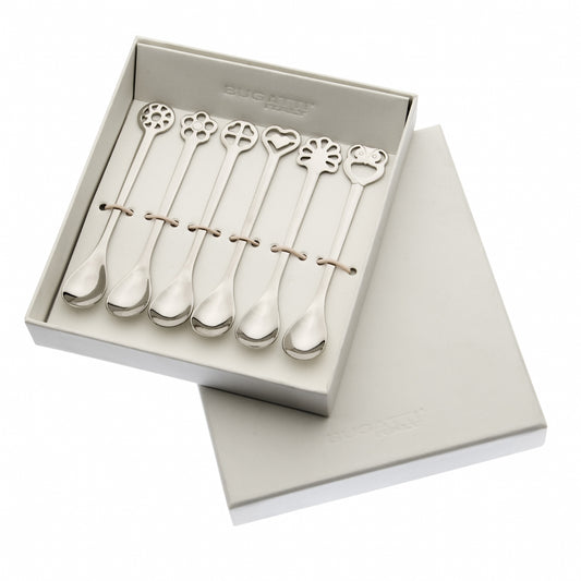 Set 6 cucchiaini moka in scatola regalo in acciaio inox 18/10. Designer: Teseo Berghella Misure: 14X16X2,5 cm Materiale: Acciaio Inossidabile 18/10Finitura: lucido Manutenzione: Si consiglia di lavare a mano È possibile il lavaggio in lavastoviglie fino a una temperatura di 50/55°C. In negozio e online su tuttochic.live