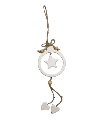 Decoro per albero di Natale realizzato con corda e legno di colore bianco .Dimensioni: anello diametro cm 8,5, altezza totale cm 31. In negozio e online su tuttochic.live