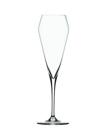 Set di 4 flute champagne in vetro cristallino. Dimensioni: mm 69 x 238 h - Capacità: 240 ml. Lavabile in lavastoviglie. Selezione di prodotti Spiegelau in negozio e online su tuttochic.live