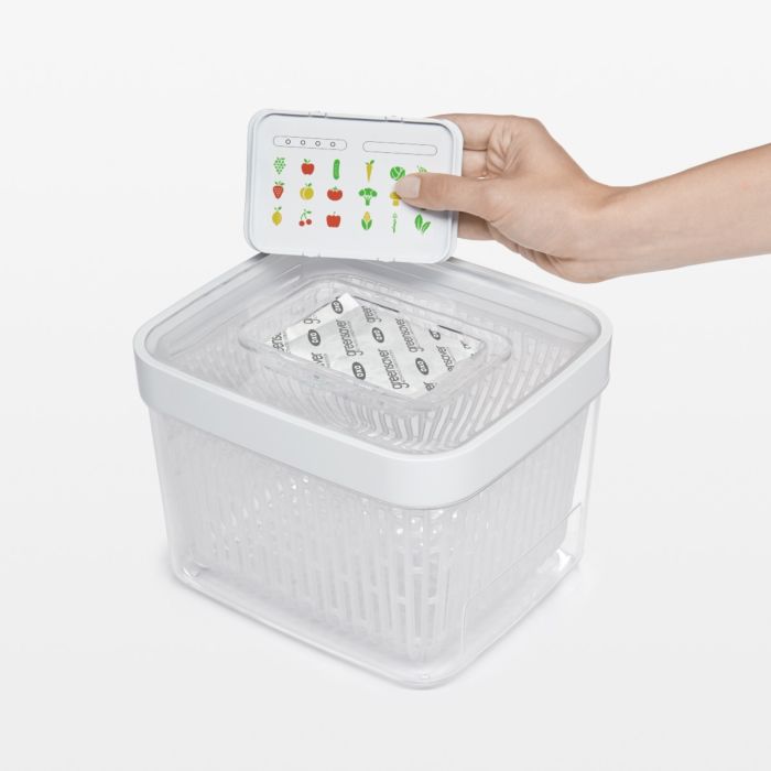 Frutta e verdura emettono naturalmente gas etilene, che causa il deterioramento prematuro. I filtri a carbone potenziati e atossici di GreenSaver aiutano a mantenere i prodotti freschi assorbendo il gas etilene. Ogni filtro dura 90 giorni, offrendoti un anno di freschezza da una confezione da 4 pz. tuttochic.live