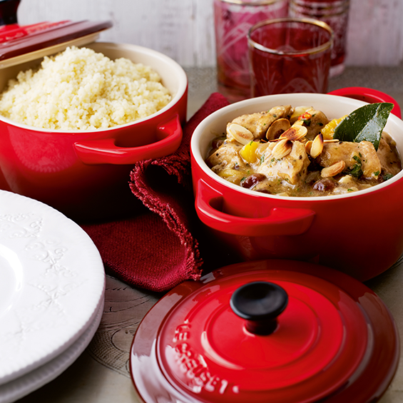 Le mini cocotte in ceramica sono perfette per una presentazione individuale molto originale e elegante di: zuppe, antipasti, contorni, salse, aperitivi e dolci. In negozio e online su tuttochic.live