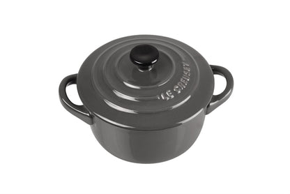 Le mini cocotte in ceramica sono perfette per una presentazione individuale molto originale e elegante di: zuppe, antipasti, contorni, salse, aperitivi e dolci. In negozio e online su tuttochic.live