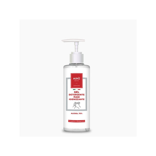 Gel mani igienizzante profumato, studiato per igienizzare a fondo le mani senza risciacquo contiene il 70% di alcool, profumato al muschio bianco. 500 ml. In negozio e online su tuttochic.live